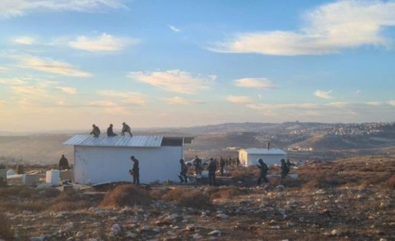 مستوطنون يقيمون بؤرة رعوية جديدة شمال القدس