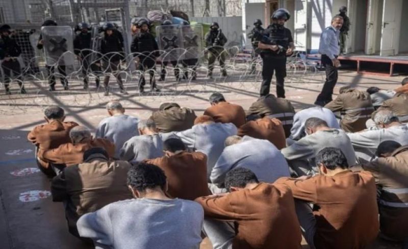 370 طفلاً أسيراً يعيشون ظروف اعتقال قاسية