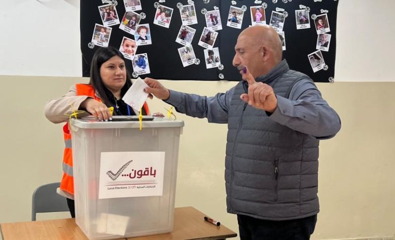 الإعلام الحكومي: انتخابات دير البلح خطوة لتعزيز الديمقراطية