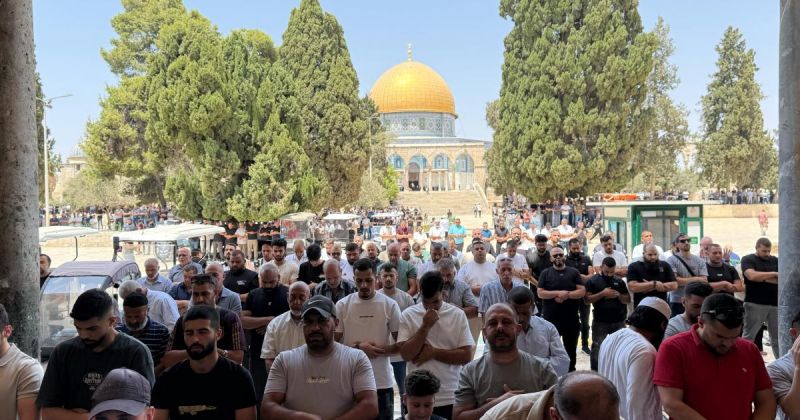 الاحتلال يعتقل خطيب المسجد الأقصى الشيخ خالد أبو جمعة