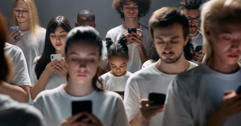 الإشعارات تلتهم يومك.. 5 حيل ذكية لاسترجاع تركيزك الذهني