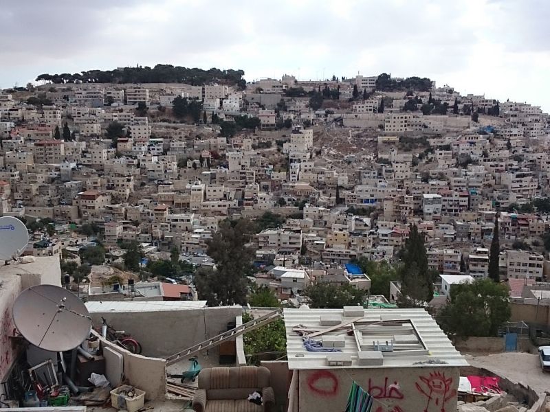 الاحتلال يمنع تدخل رجال الإصلاح ويقتل فلسطينيَين في شجار بالقدس